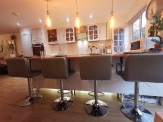 Free parking - 4 Bed - 3 Bath - Sofa Bed - digital lock entry - Londra - 5