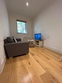 Cozy Modern Apartment in Croydon Central - Croydon - 4