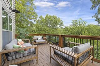 Gorgeous Lake Cabin Hot Tub - Branson - 9