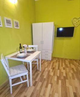 Apartments with a parking space Pula - 21895 - 1