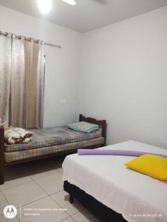 Casa amarela cantinho de lazer - 8