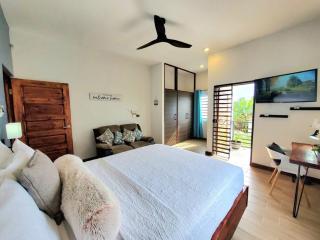 'The Solace' New Luxury Modern 1Bed 1Bath Apt. - Portmore - 0