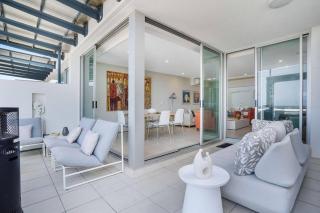 Lookout 334 - Endless Ocean Views - Rooftop Spa - Kingscliff - 9