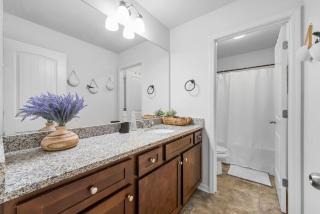 Quiet Oasis - Lawrenceville - 6
