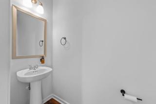 Quiet Oasis - Lawrenceville - 3