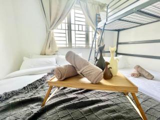 O3 1-12Pax Cozy Home Setia Alam SCCC TV&WiFi Pool - Shah Alam - 9
