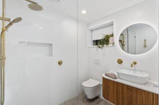 Beachside Bliss on Palm Avenue - Hosted by Coastal Letting Co. - Gold Coast - 4