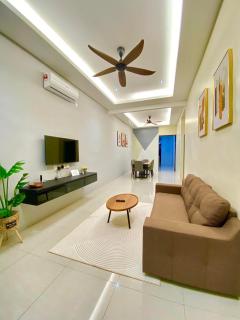 LYL HOMESTAY-IPOH 10Pax 4R - Ipoh - 6