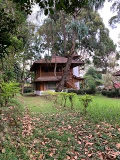 Villa Kayu Puncak by Henny Ariastoeti - Campaka - 0