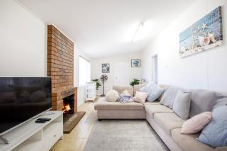 Crystal Bay - Pet Friendly - 3 Mins Walk to Beach - 8