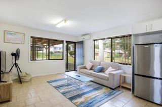 Crystal Bay - Pet Friendly - 3 Mins Walk to Beach - Callala Beach - 3