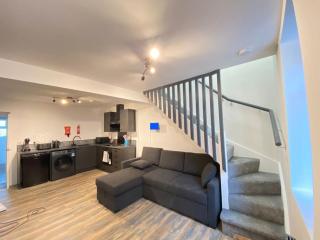 Neat Retreat Bike Park Wales - 0