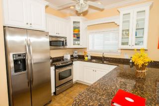 102 6Th St S-Downstairs Home - Bradenton Beach - 8