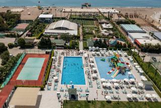 Ramada Resort By Wyndham Lara - Lara - 3