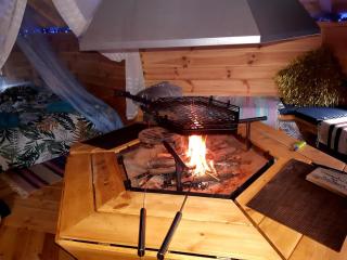 1 Bed Cabin - Sleeps 4 - Pets - Lake - Wifi - 2