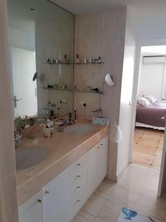 Charmante villa 4 chambres, piscine et superbe vue - Éguilles - 9