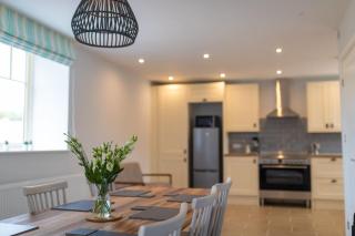 Mowerina - Dog-Friendly Barn Conversion with a Hot Tub - - 1