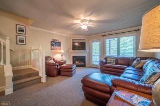 Riverfront home within walking distance of Helen - Helen - 2
