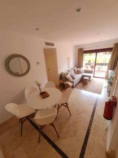 Pure Beach Penthouse & Swimming pool, 3 bedrooms - 5