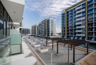 Modern studio in Azizi Riviera - Dubai - 7