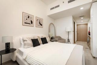 Modern studio in Azizi Riviera - Dubai - 1