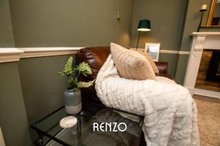 Cosy and Inviting 3-bed Home in Lincoln by Renzo, Stunning Design, Close to Lincoln Cathedral! - Lincolnshire - 5