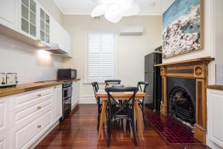 Crepe Myrtle Cottage - South Fremantle - 6