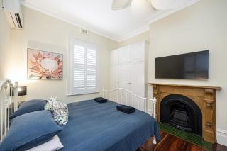 Crepe Myrtle Cottage - 2