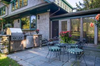 Cedar Crest Retreat - Southampton - 6