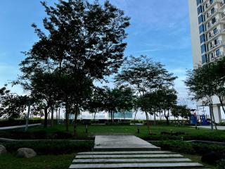 Comfy Trefoil Home-Walk to Setia City Mall & Setia City Convention Centre - 4
