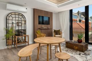 The Signature 102 - 7