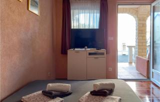 Stunning Apartment In Vir With Wifi - Vir - 4