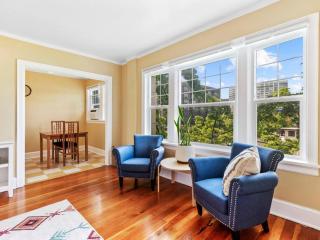 NW Studio with a View - 9