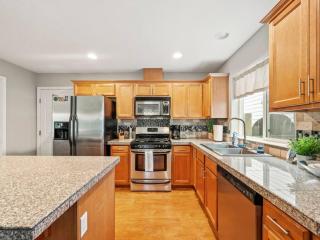 Troutdale Treasure - Spacious 3BR, 3 Bath Home near Edgefield - Troutdale - 7