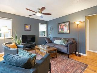 Casa Azul Near Alberta Arts - Dog Friendly - 9