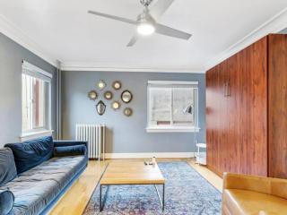 Central Downtown Studio with Vintage Charm near Train - Portland - 8