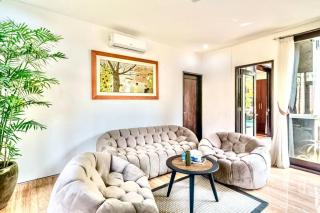 Lovely 5BR-Villa by Rock-STR at the heart of Canggu just 5min walk to the beach - Canggu - 5