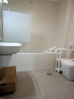 Junto Al Mar III - 1