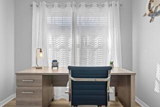 Luxurious Beach House, Private heated pool, Dedicated office, Mins walk to Beach & shops - Destin - 7