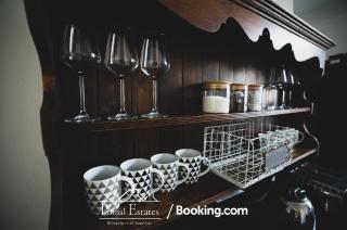 Three Bedroom House with FREE Parking by Primal Estates Short Lets in Brighton - FREE Parking for 1 Vehicle - Brighton & Hove - 6