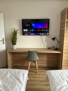 KEEP Hosting L24 Apartment - - 8
