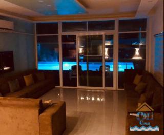 Cali Chalet - Al Karāmah - 1