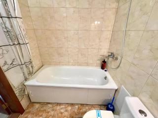 ApartPoltava Велика однокімнатна квартира в Новому будинку, ЦЕНТР МІСТА, Банківський ЧЕК - Poltava - 2