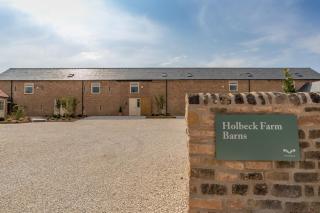 La Roche-Barn with hot tub on the Welbeck estate - - 1