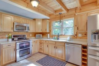 Deck, Grill and Fire Pit Blue Ridge Mountain Cabin! - Bostic - 4