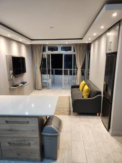 1204 Ten South Beach Apartment - Durban - 7