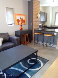 Waterfall Ridge Apartments - Kick back and Relax - Midrand - 5