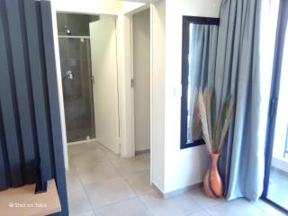 Waterfall Ridge Apartments - Kick back and Relax - Midrand - 3