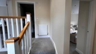 Newbuild, 3 Bedroom house with free parking - Aldershot - 5