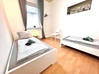 Neu: 3 Bedroom w/ 6 Beds in Hagen, 7min to A1 - Hagen - 1